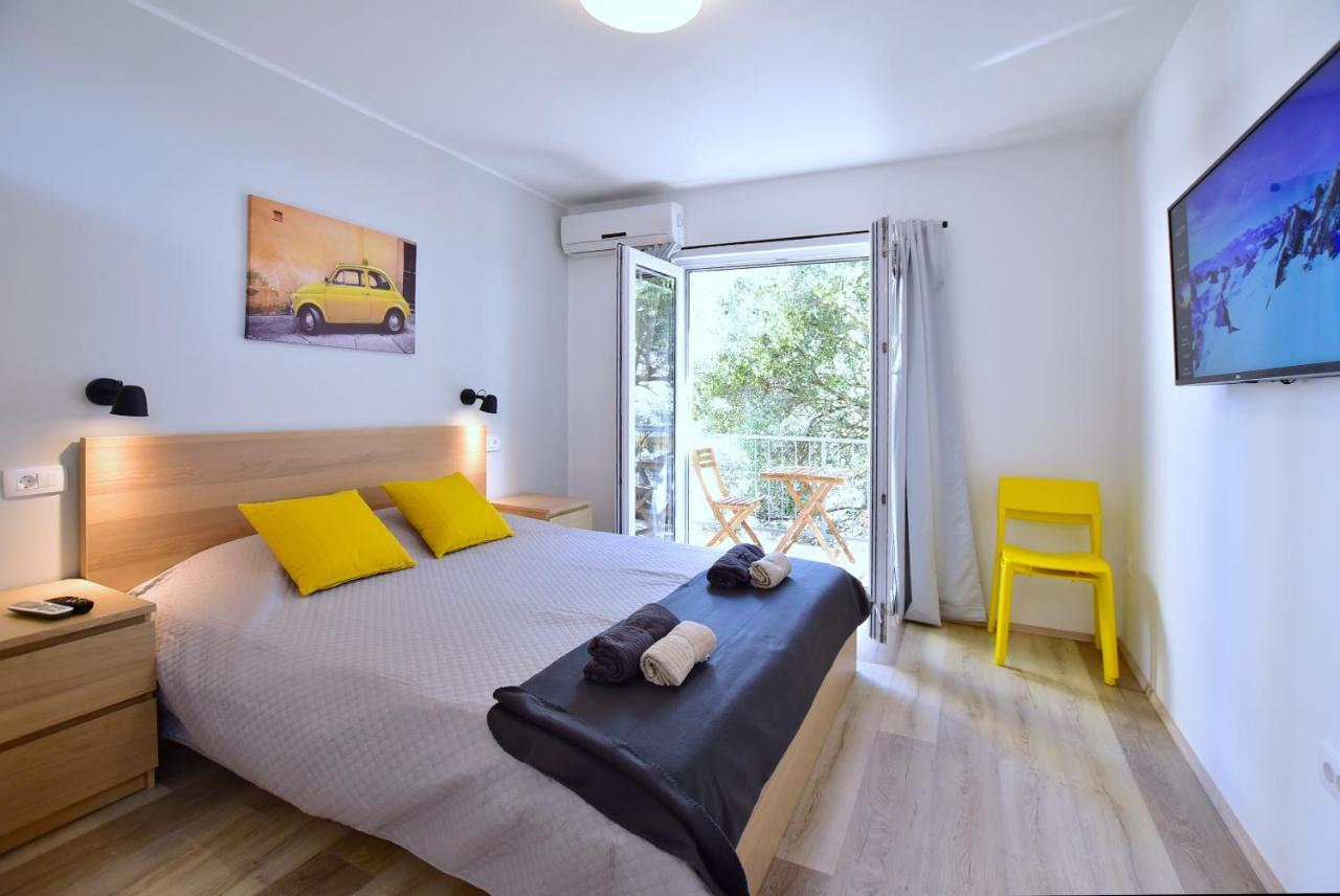 Olive Tree Apartment Stari Grad  Exterior photo