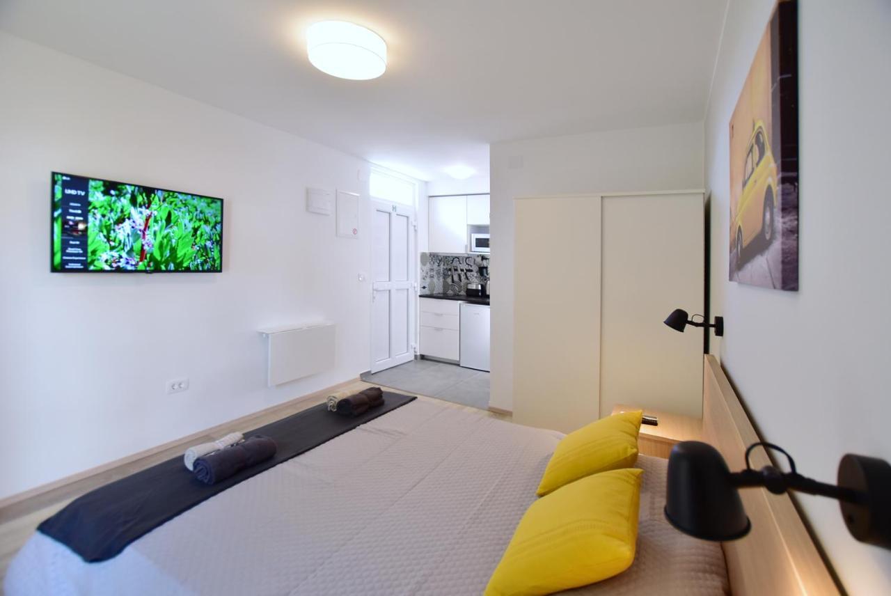 Olive Tree Apartment Stari Grad  Exterior photo